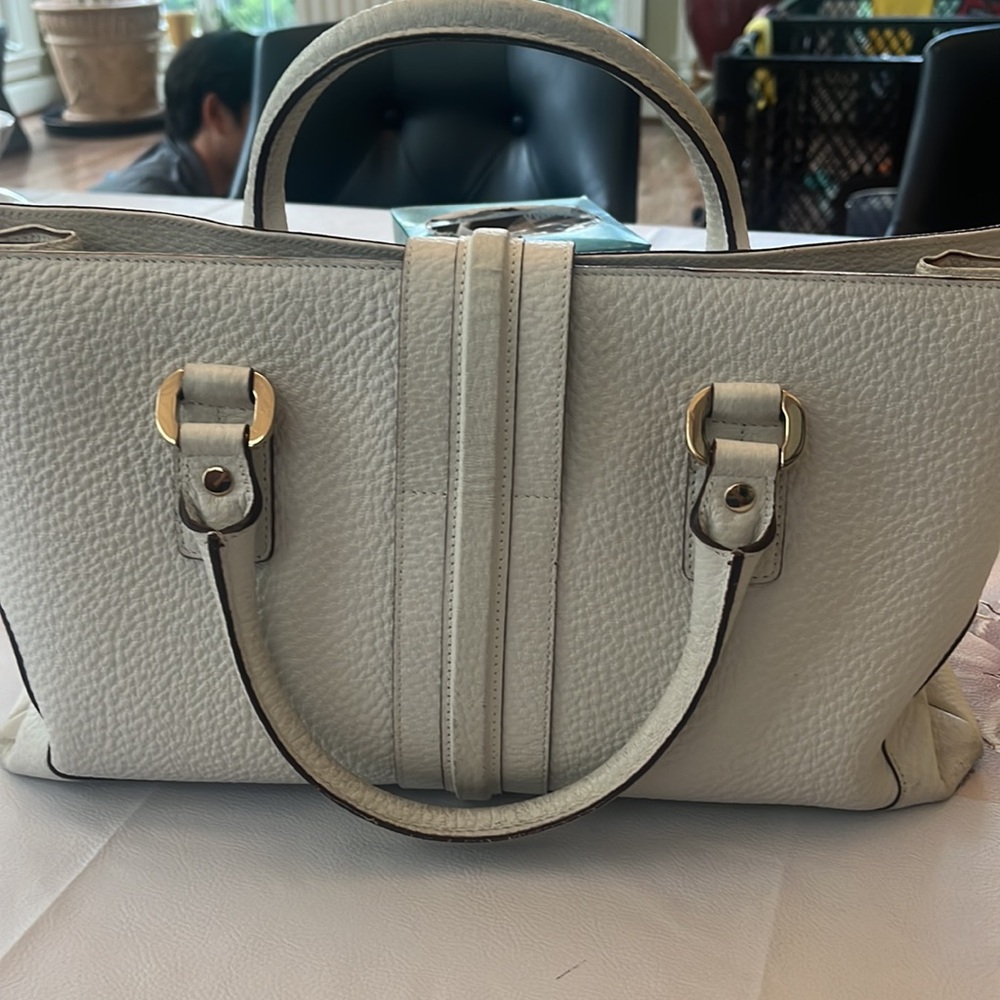 White Gucci bag - Picture 2 of 2